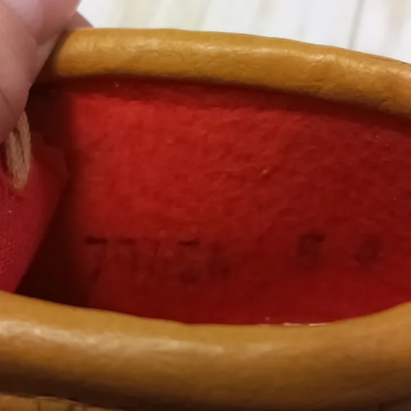 Minnetonka Bootie Moccasins Toddler Size 5 - Picture 7 of 7